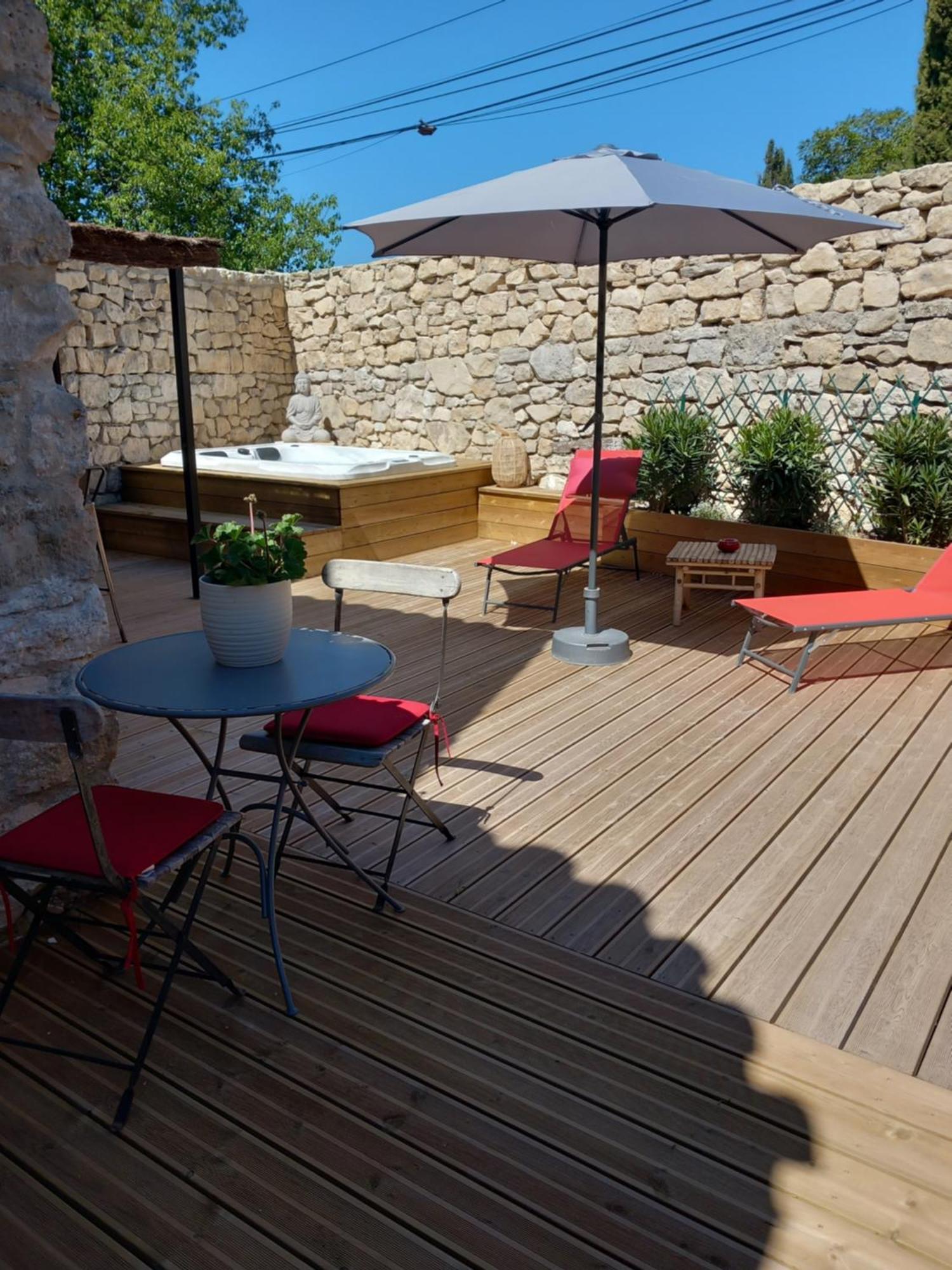 Chez Daniele Chambre Avec Jacuzzi Et Terrasse Privee 莫尔斯 外观 照片